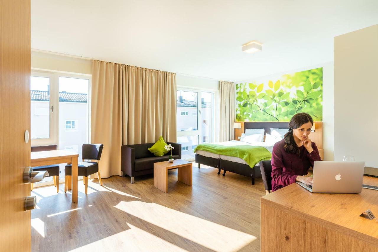 インゴルシュタット Inhouse - Wohnen Auf Zeitアパートホテル エクステリア 写真