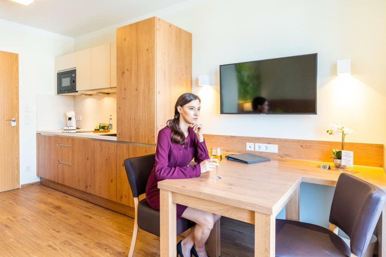 インゴルシュタット Inhouse - Wohnen Auf Zeitアパートホテル エクステリア 写真